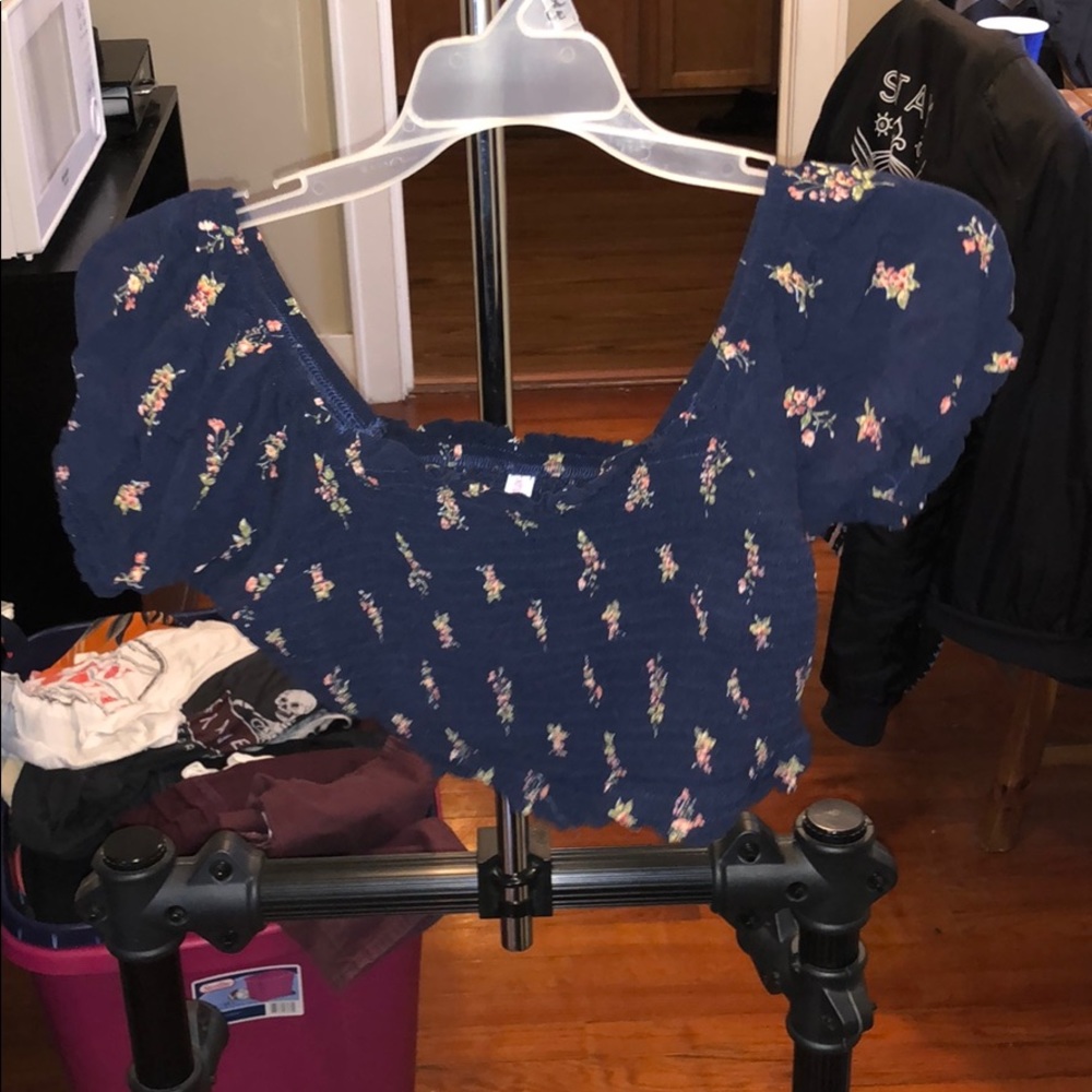 Stretchy Crop Top With Flowers